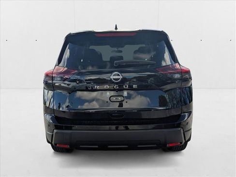 New 2026 Nissan Rogue SV image 7