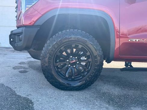 Used 2023 GMC Sierra 1500 AT4X image 33