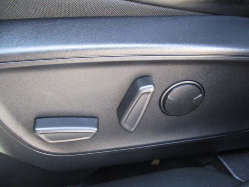 Used 2024 Ford Escape ST-Line w/ Tech Pack #1 AWD/4WD image 38