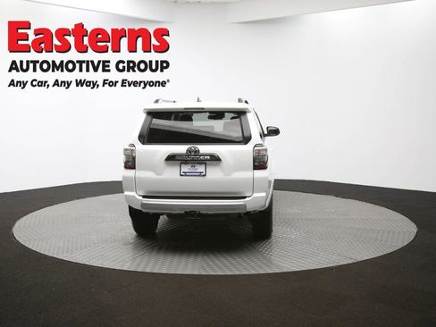 Used 2024 Toyota 4Runner TRD Off-Road Premium image 34