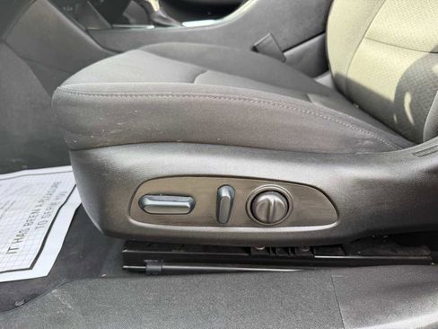 Used 2022 Chevrolet Malibu RS image 13