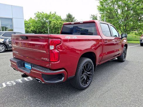 Certified 2024 Chevrolet Silverado 1500 RST w/ Convenience Package II AWD/4WD image 4