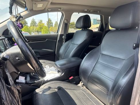 Used 2016 Kia Sorento SX FWD image 14