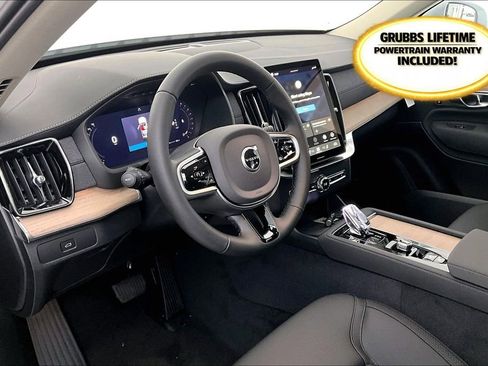 New 2026 Volvo XC90 B5 Core image 27