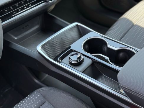 New 2026 Chevrolet Equinox LT FWD image 23