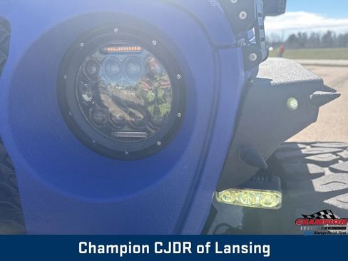 Used 2020 Jeep Gladiator Sport w/ Quick Order Package 24S image 18