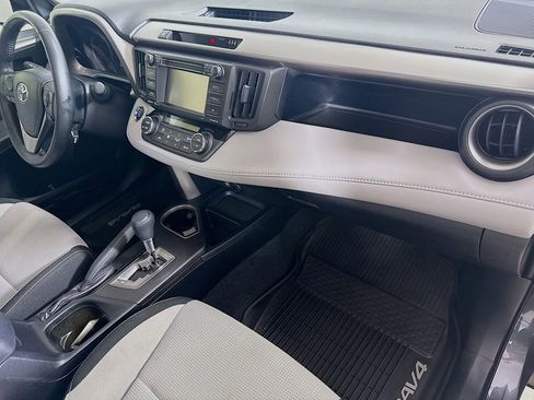 Certified 2018 Toyota RAV4 XLE image 28
