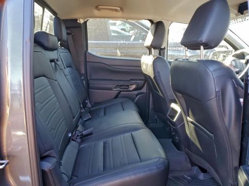 Used 2025 Ford Ranger Lariat w/ FX4 Off-Road Package image 7