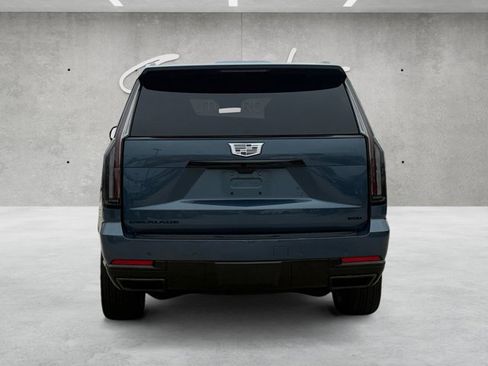 Certified 2025 Cadillac Escalade Sport Platinum w/ LPO, ONYX Package AWD/4WD image 24