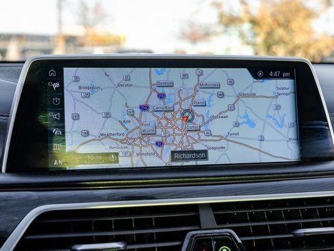 Used 2016 BMW 750i xDrive image 24