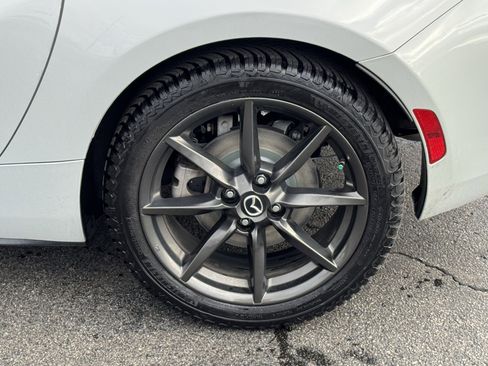 Used 2017 MAZDA MX-5 Miata RF Club image 37