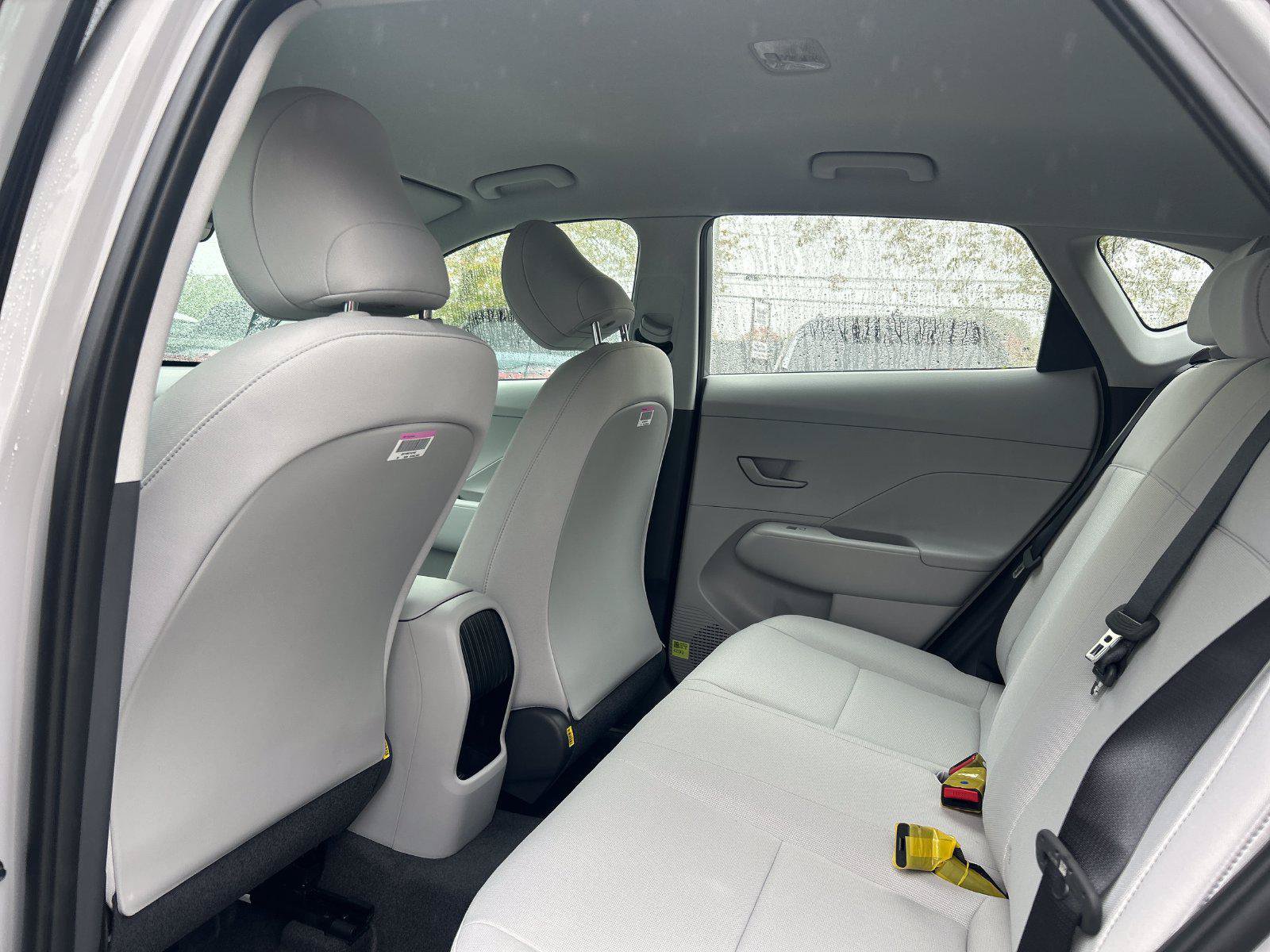 New 2027 Hyundai Kona SE AWD/4WD image 22