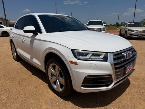 Used 2018 Audi Q5 2.0T Premium Plus AWD/4WD image 4