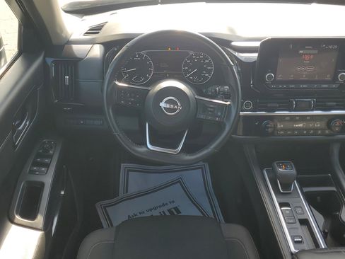 Certified 2024 Nissan Pathfinder SV image 16