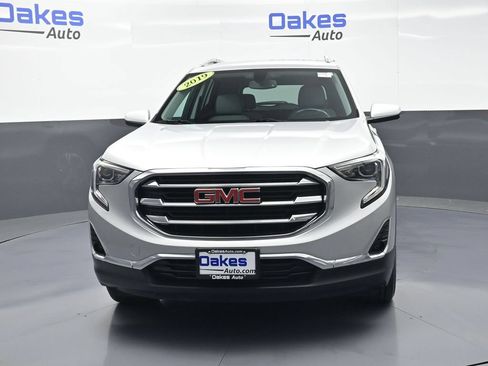 Used 2019 GMC Terrain SLT w/ Preferred Package AWD/4WD image 3
