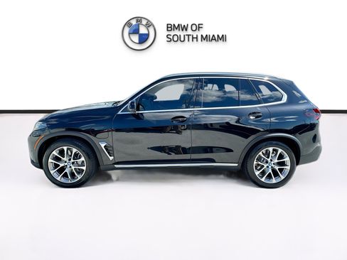 Certified 2025 BMW X5 xDrive50e AWD/4WD image 4