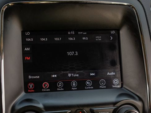 Used 2018 Dodge Durango SXT w/ 3rd Row Seating Group RWD image 31