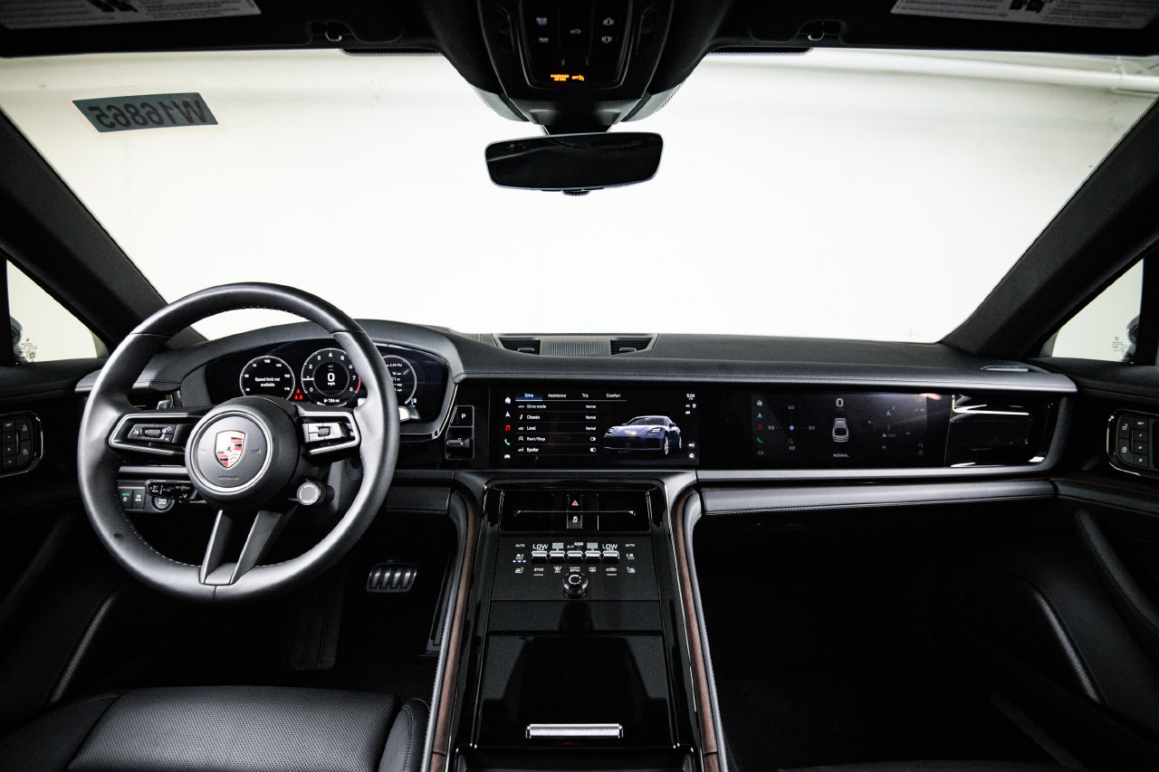 Certified 2026 Porsche Panamera RWD image 26