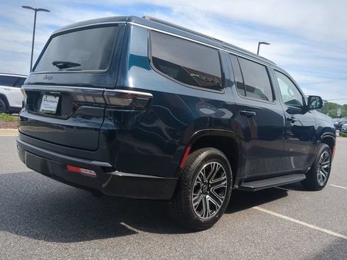 New 2026 Jeep Grand Wagoneer 4WD image 4