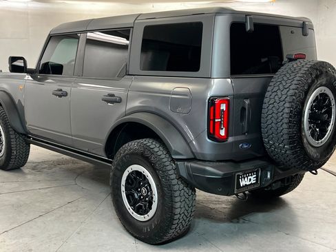 Used 2025 Ford Bronco Badlands AWD/4WD image 3