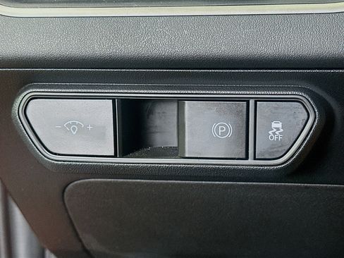 Used 2025 Kia K4 FWD image 17