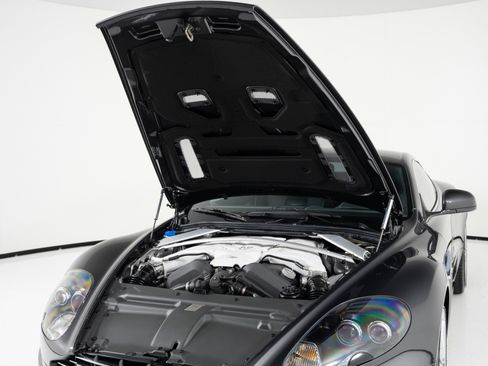 Used 2011 Aston Martin DBS Coupe RWD image 31