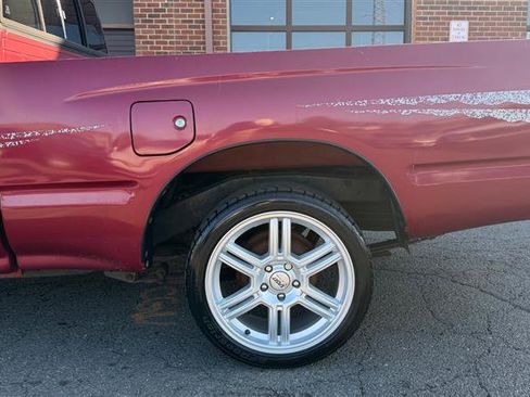 Used 1995 Toyota Tacoma RWD image 12