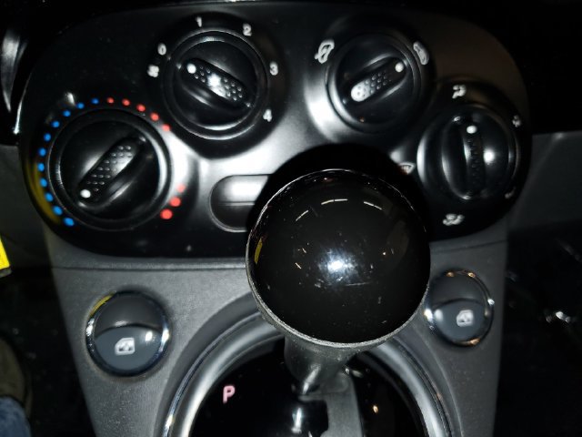 Used 2015 FIAT 500 Pop FWD image 21