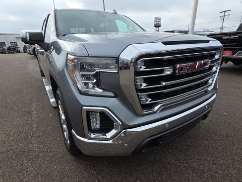Used 2019 GMC Sierra 1500 SLT w/ SLT Premium Plus Package image 14