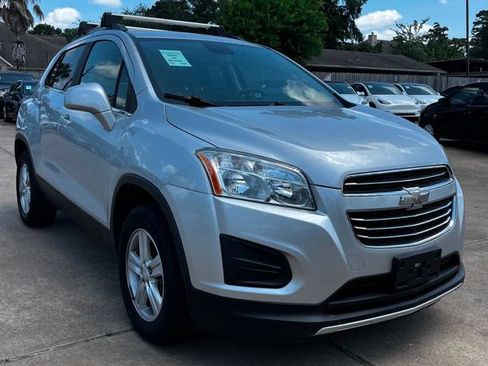 Used 2016 Chevrolet Trax LT AWD/4WD image 4