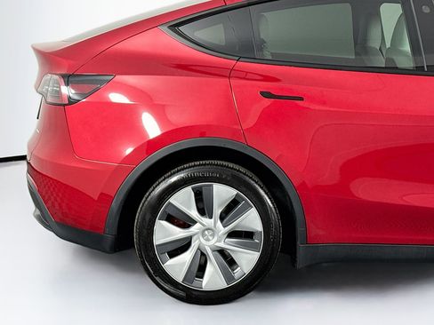 Used 2023 Tesla Model Y Long Range image 50