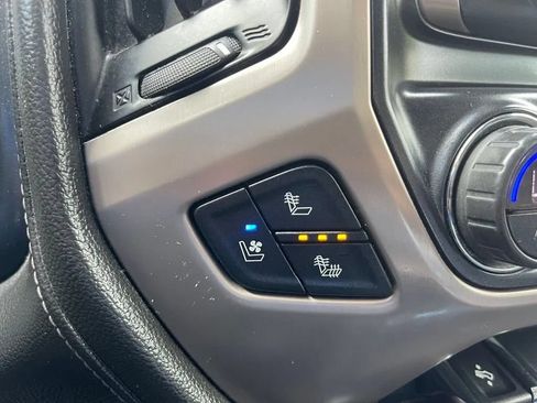 Used 2017 GMC Sierra 2500 Denali AWD/4WD image 30