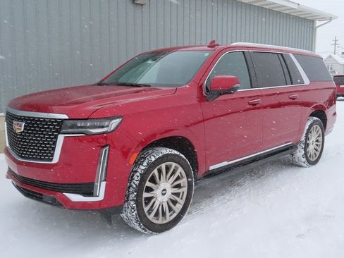 Used 2021 Cadillac Escalade ESV Premium Luxury w/ Driver Assist Tech Package image 9