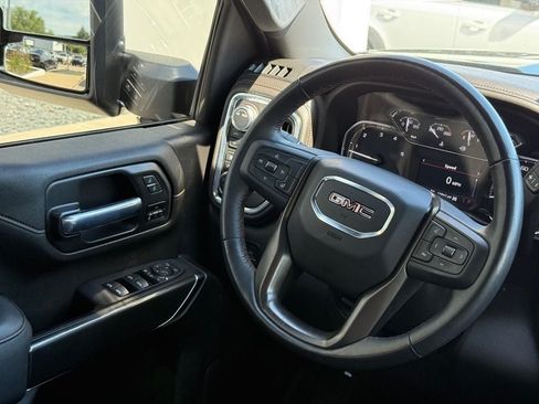 Used 2023 GMC Sierra 2500 AT4 AWD/4WD image 13