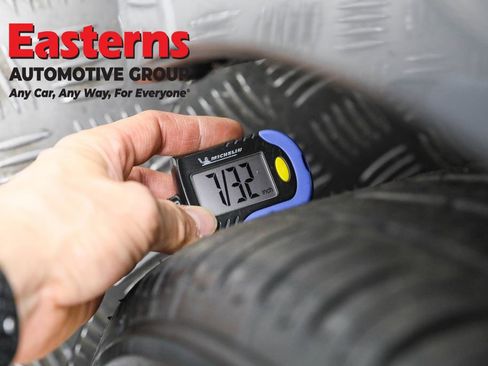 Used 2017 Hyundai Elantra SE w/ Cargo Package image 25