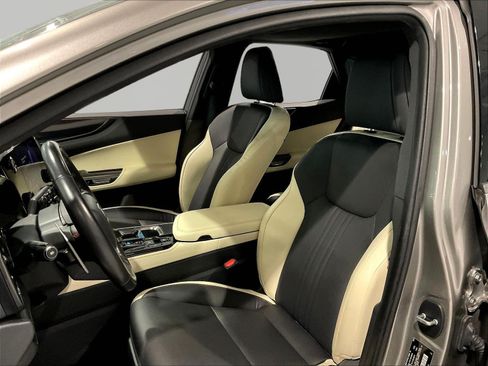 Used 2024 Lexus NX 250 FWD w/ Cold Area Package image 21