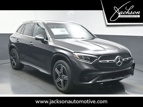 Used 2026 Mercedes-Benz GLC 300 image 1