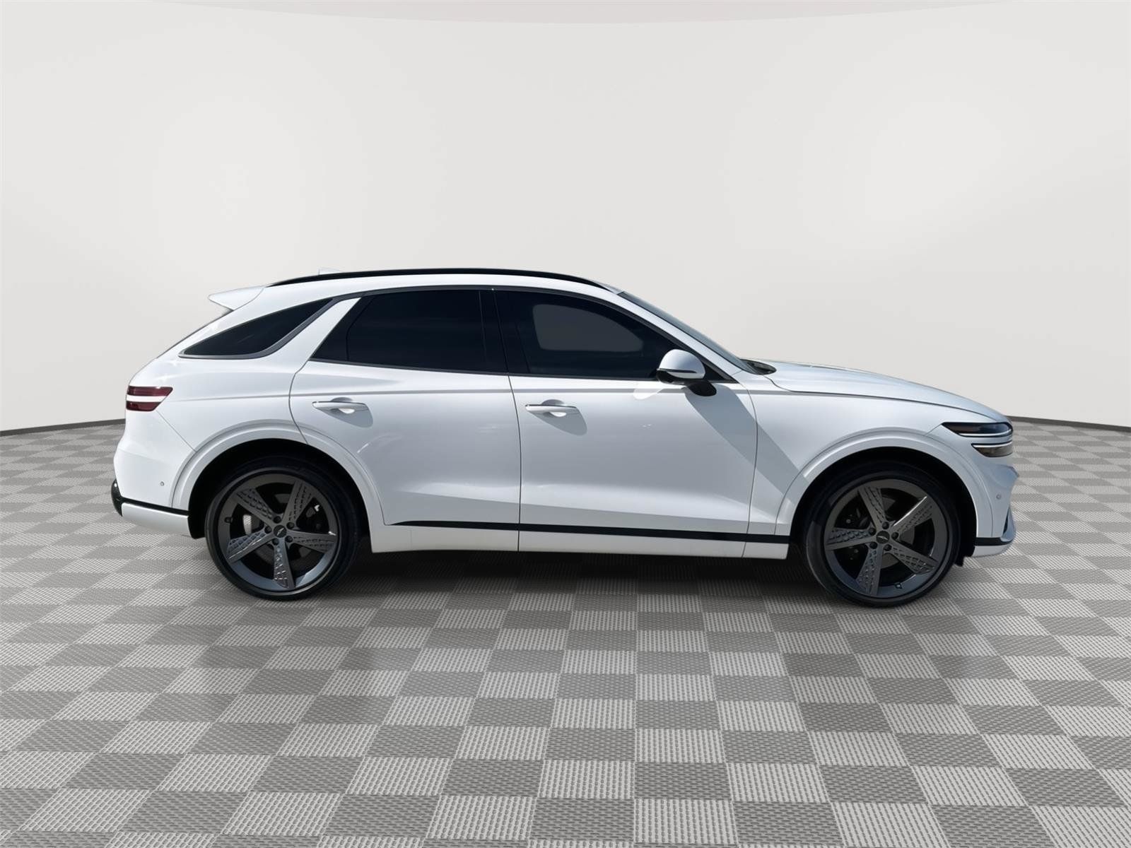 Used 2023 Genesis GV70 2.5T w/ Sport Prestige Package AWD/4WD image 8