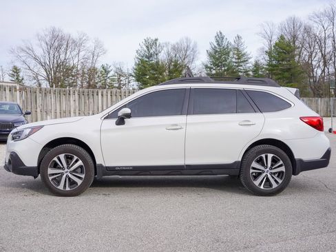 Used 2018 Subaru Outback 2.5i Limited image 5