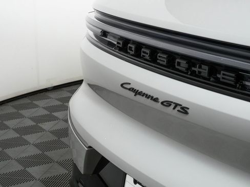 Certified 2025 Porsche Cayenne GTS image 38