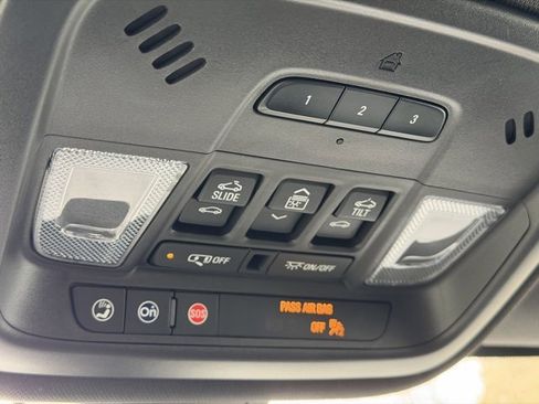 Certified 2023 Chevrolet Traverse RS w/ LPO, Floor Liner Package image 18