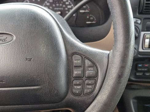 Used 1999 Ford Explorer Eddie Bauer AWD/4WD image 30