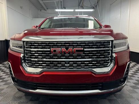 Used 2023 GMC Acadia Denali image 2