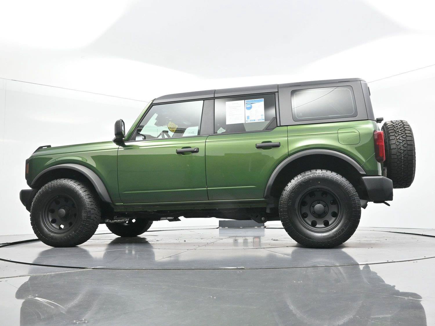 Used 2025 Ford Bronco 4-Door AWD/4WD image 51