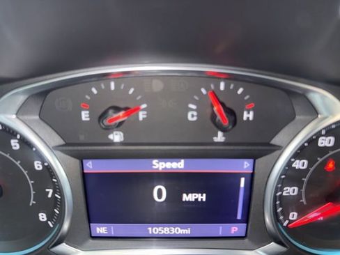 Used 2021 Chevrolet Equinox Premier FWD image 9