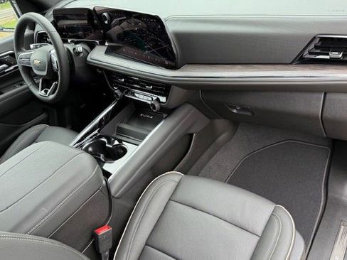 New 2025 Chevrolet Tahoe Premier w/ Sun And Tow Package image 19