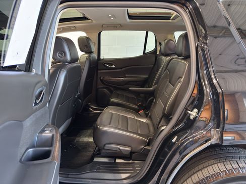 Used 2020 GMC Acadia Denali w/ Trailering Package AWD/4WD image 12