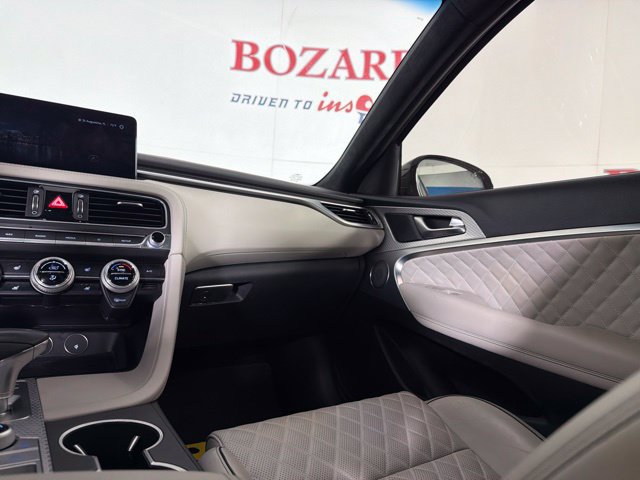 Used 2023 Genesis G70 3.3T w/ Sport Prestige Package RWD image 26