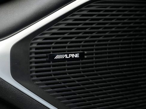 Used 2023 Jeep Wagoneer L Series II image 29