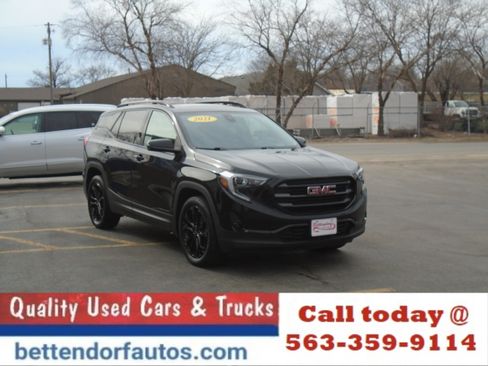Used 2021 GMC Terrain SLT w/ Elevation Edition image 5